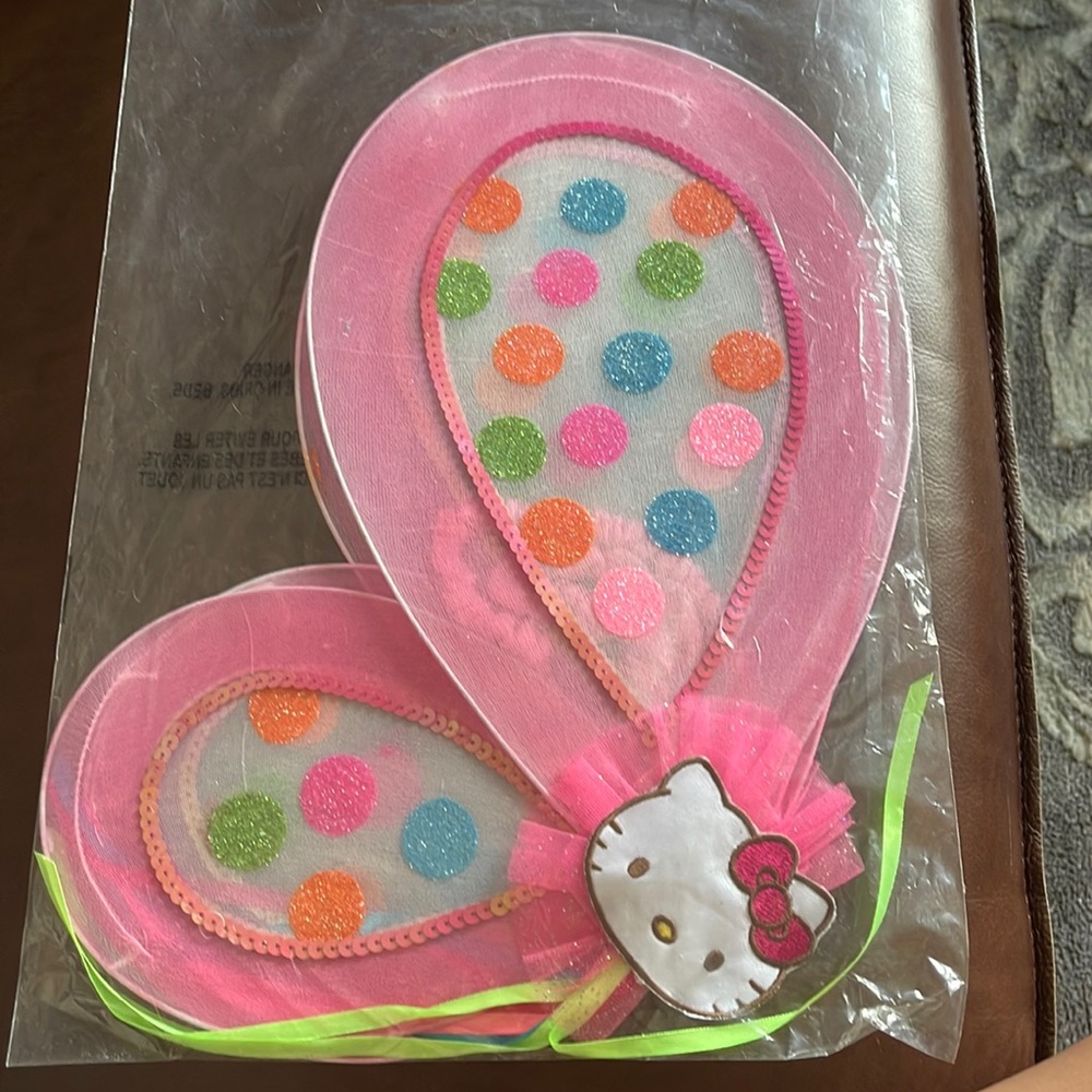 Hello Kitty sparkle wings  1 pair
